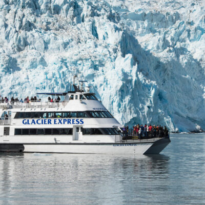 Day cruise company operating in Kenai Fjords National Park