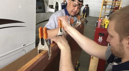 shop assistant tech